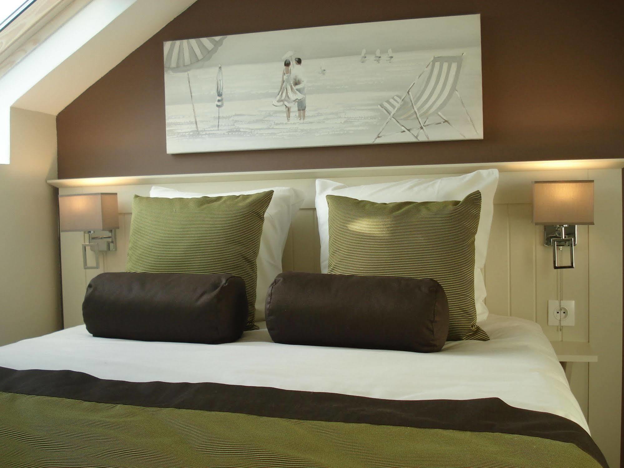 Hotel Les Embruns Trouville-sur-Mer Exterior foto